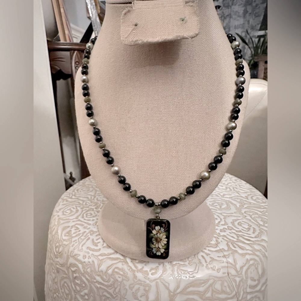 RARE Russian Floral Painted Lacquer on Wood Black & Gold Beaded Vintage Necklace